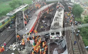 8cui31gg_odisha-train-accident_0_03_June_23