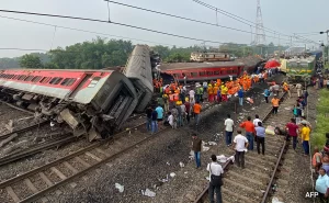 udpa93m8_odisha-train-accident-afp_60_03_June_23