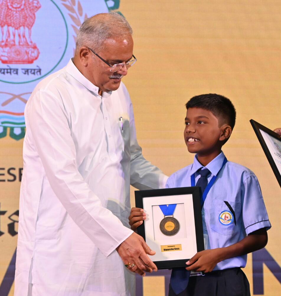 1691253402_43084272aa492d408adf