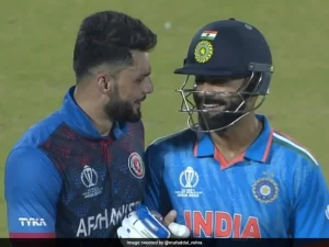 ejha03q_virat-kohli-and-naveen-ul-haq-_625x300_11_October_23