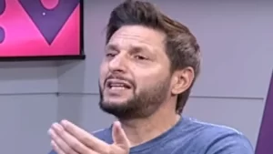 32