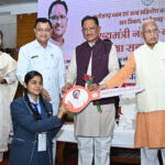 रायपुर : श्रमिक परिवारों के सशक्तिकरण और उत्थान के लिए समर्पित है हमारी सरकार : मुख्यमंत्री विष्णु देव साय