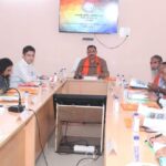 रायपुर : सरकारी मेडिकल कॉलेज बनें जनता की पहली पसंद : स्वास्थ्य मंत्री जायसवाल