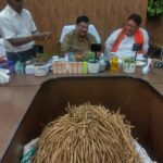 रायपुर : बस्तर और सरगुजा में औषधीय पौधों की योजनाओं का होगा विस्तार : श्री विकास मरकाम